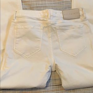 Women’s white skinny jeans